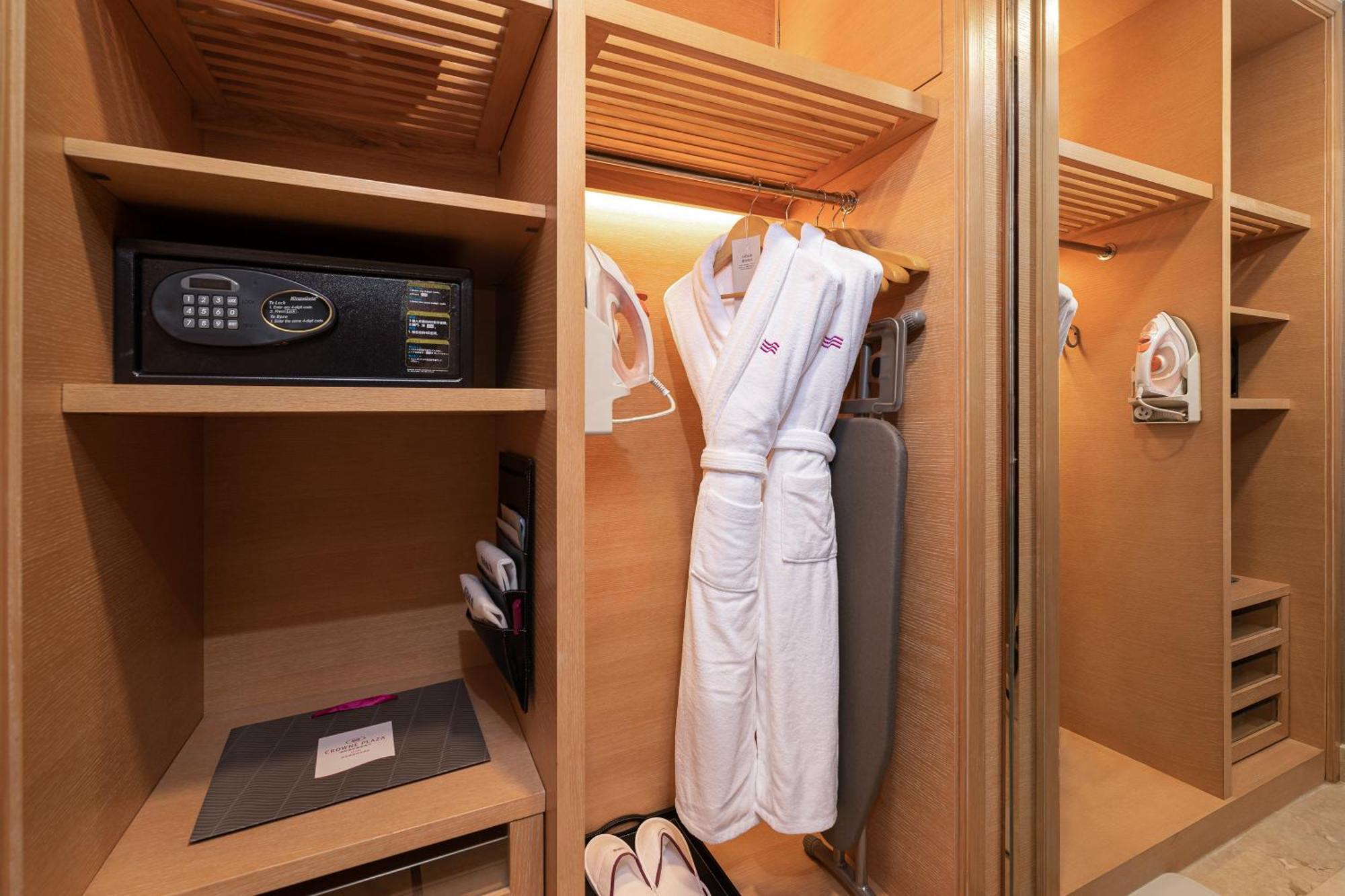 Crowne Plaza Xi'An By Ihg Hotell Exteriör bild